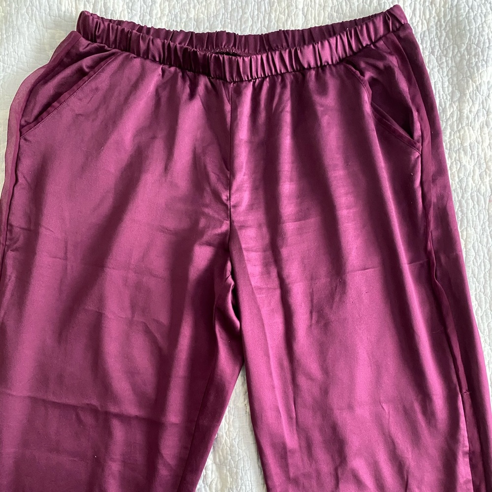 Victoria’s Secret Purple Satin PJ/Lounge Pants Lrg